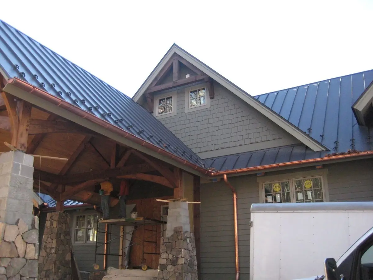 Craftsman Roofing team delivering quality roofing work in Cleveland